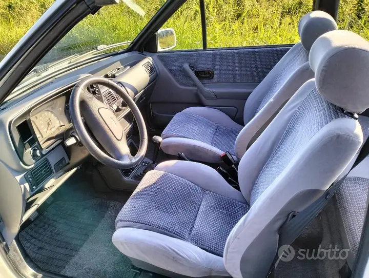 Ford Escort 1990 photo 4