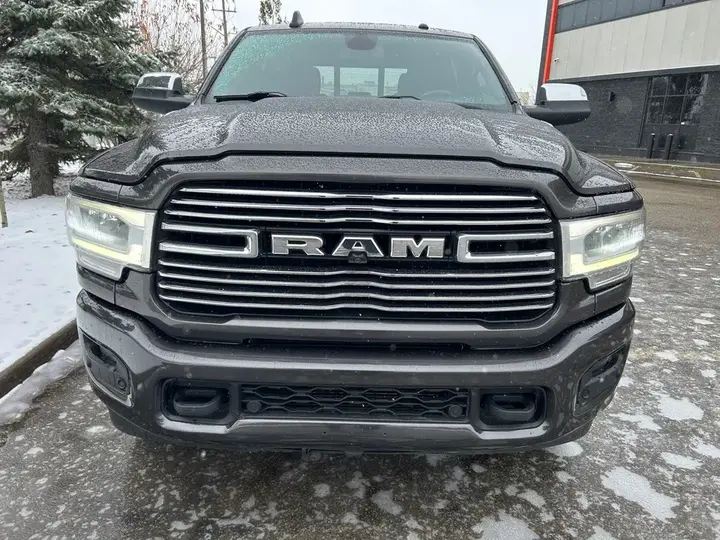 Ram 3500 Laramie 2019 photo 2