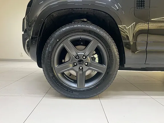 Land Rover Defender 90 2026 photo 5