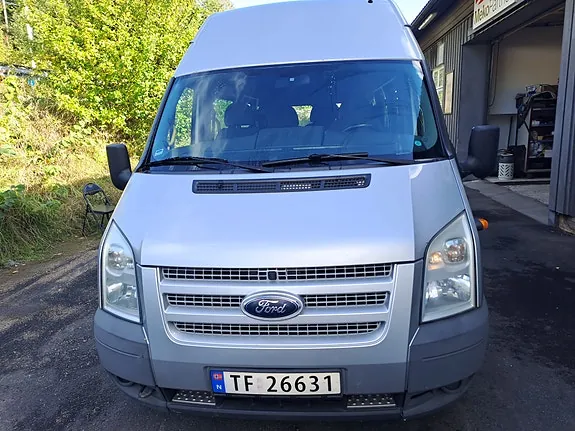 Ford Transit 300M Van 2011 photo 2