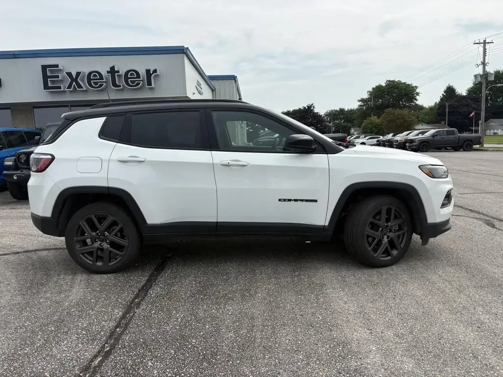 Jeep Compass 2026 photo 5