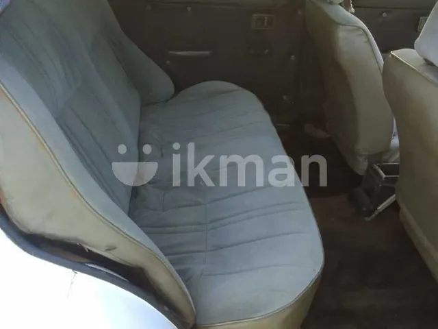 Nissan Sunny 1984 photo 5