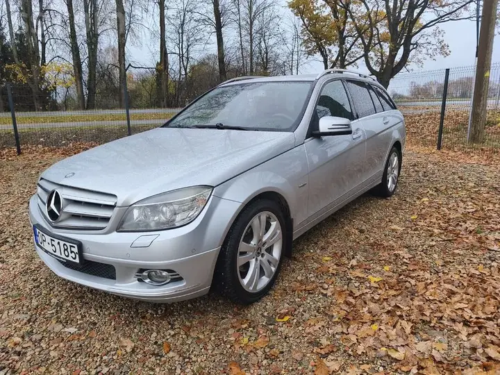 Mercedes-Benz C200 2009 photo 4