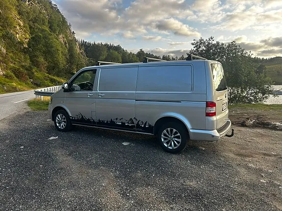 Volkswagen Transporter 2011 photo 2