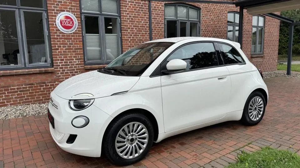 Fiat 500E