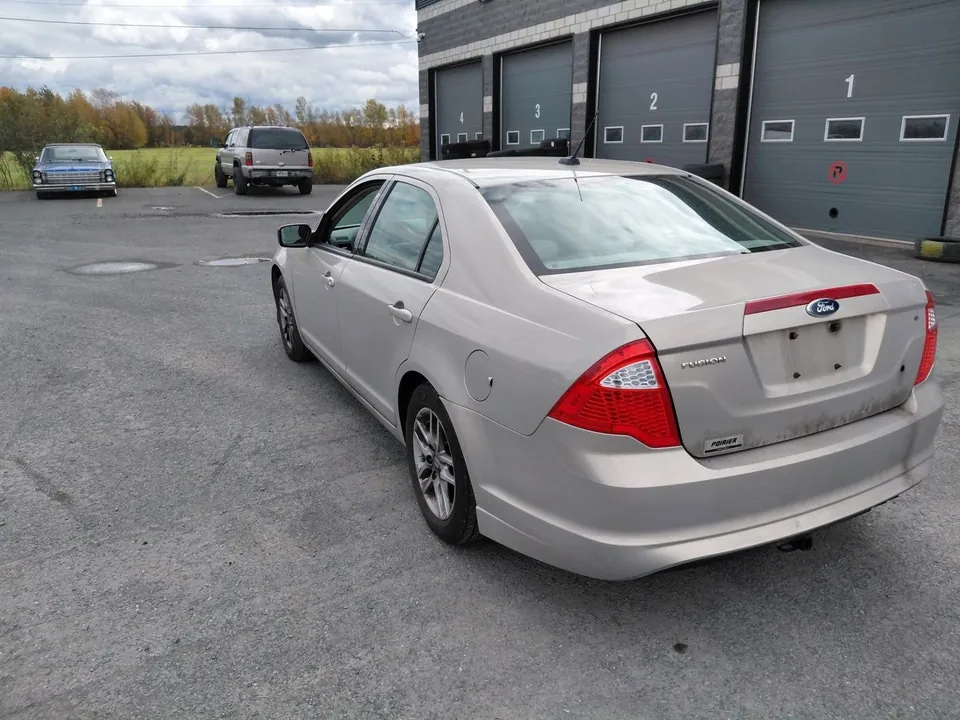 Ford Fusion 2010 photo 3