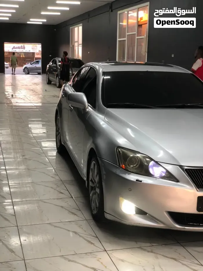 Lexus Is 250 2008 photo 3