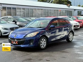 Mazda Axela 2012 photo 4