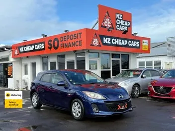Mazda Axela 2012 photo 2