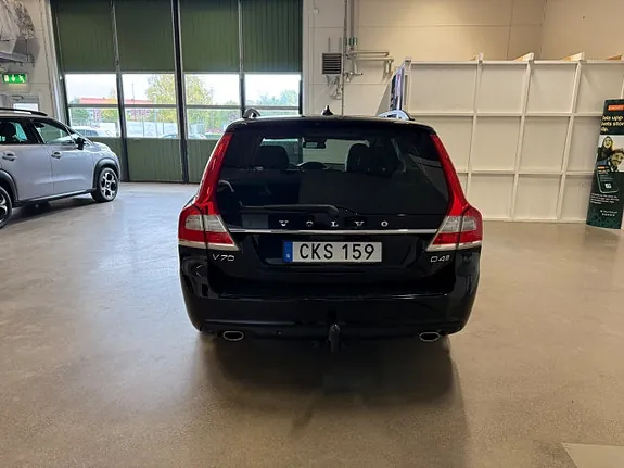 Volvo V70 2016 photo 2