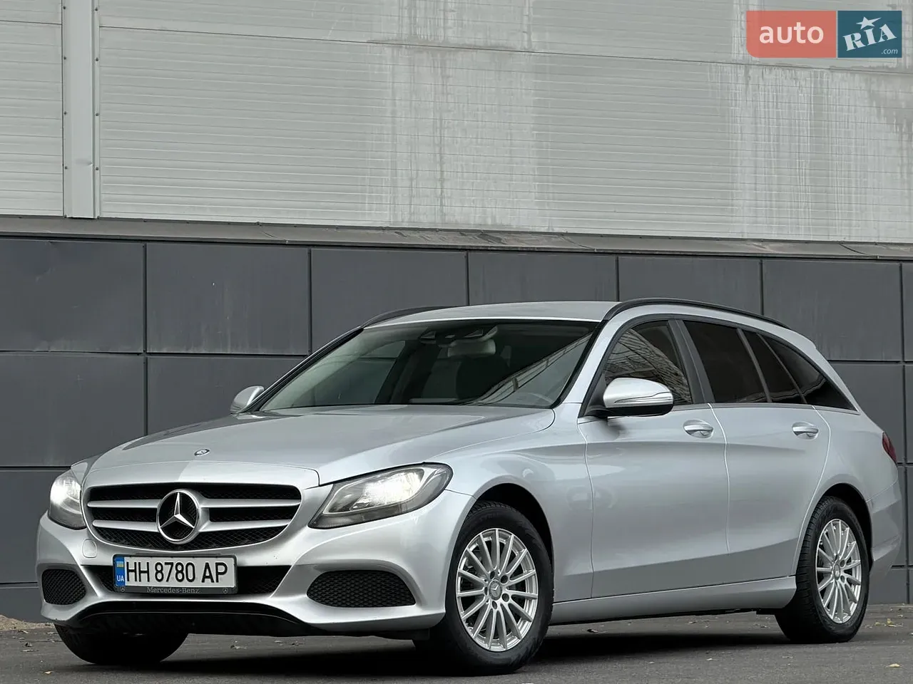 Mercedes-Benz C-Class 2015 photo 3