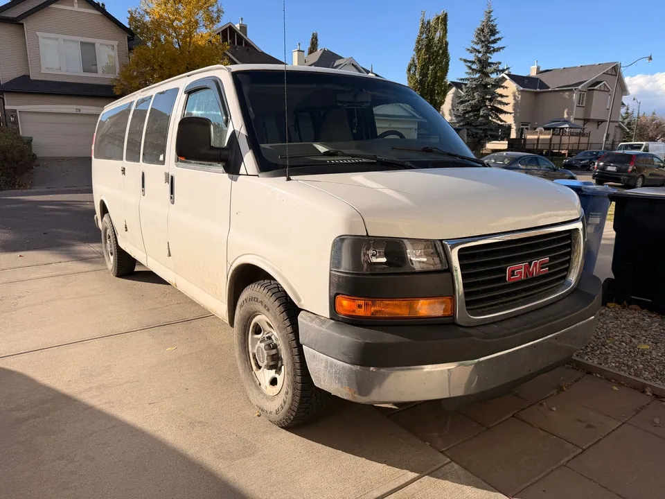 GMC Savana