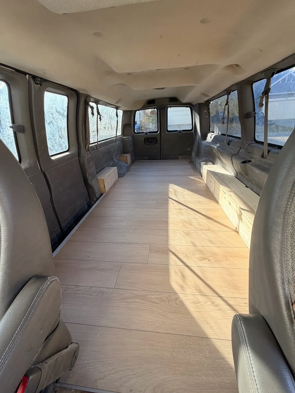 GMC Savana 2011 photo 5