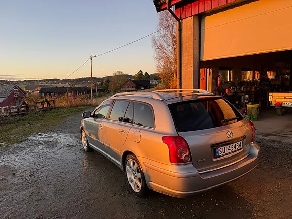 Toyota Avensis 2007 photo 3