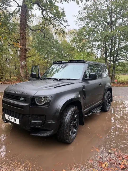 Land Rover Defender 90
