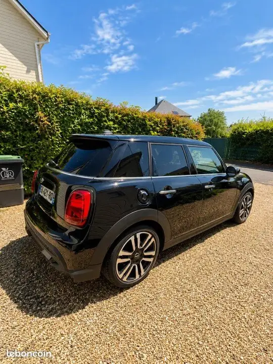 Mini Cooper S 2021 photo 2