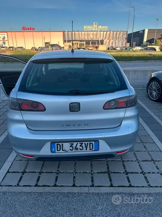 Seat Ibiza 2008 photo 2