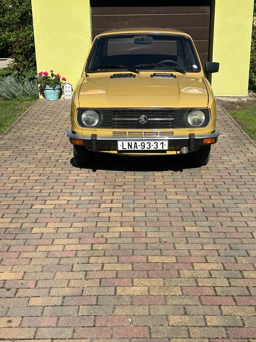 Skoda 105 L 1978 photo 3