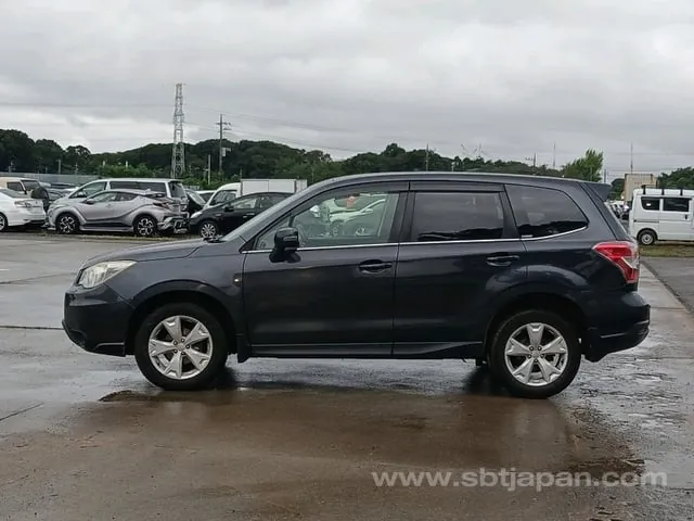Subaru Forester 2013 photo 4