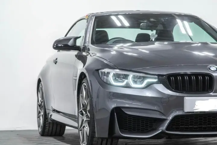 BMW M4 2017 photo 3