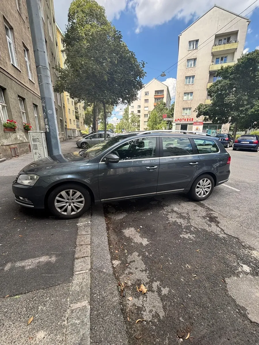 Volkswagen Passat 2013 photo 3
