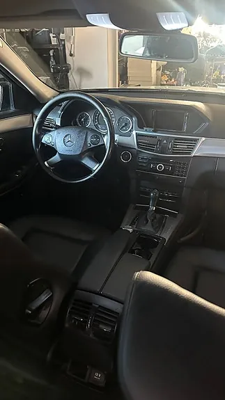 Mercedes-Benz E200 2012 photo 3
