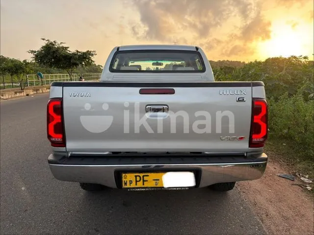 Toyota Hilux 2006 photo 3