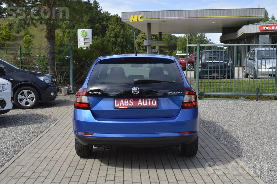 Skoda Rapid 2015 photo 5