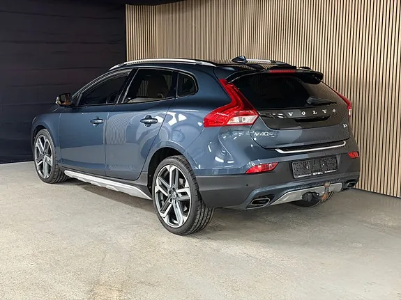 Volvo V40 Cross Country 2019 photo 5