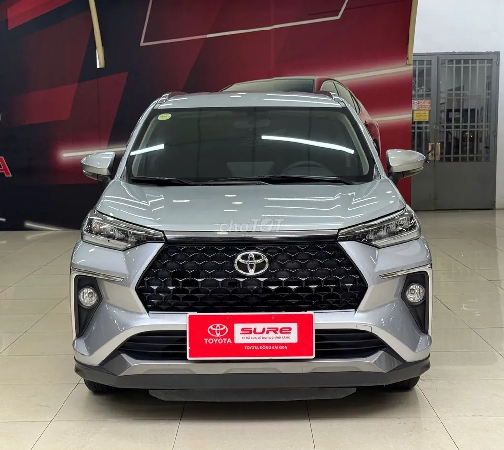 Toyota Veloz Cross