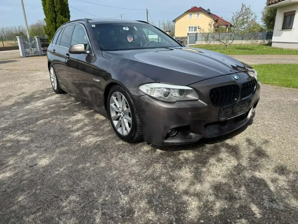 BMW 5 Series 2011 photo 3