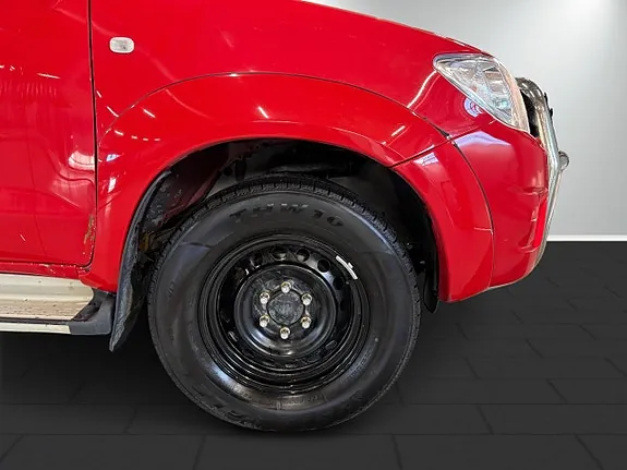 Toyota Hilux 2010 photo 5
