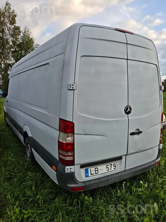 Mercedes-Benz Sprinter 2011 photo 4