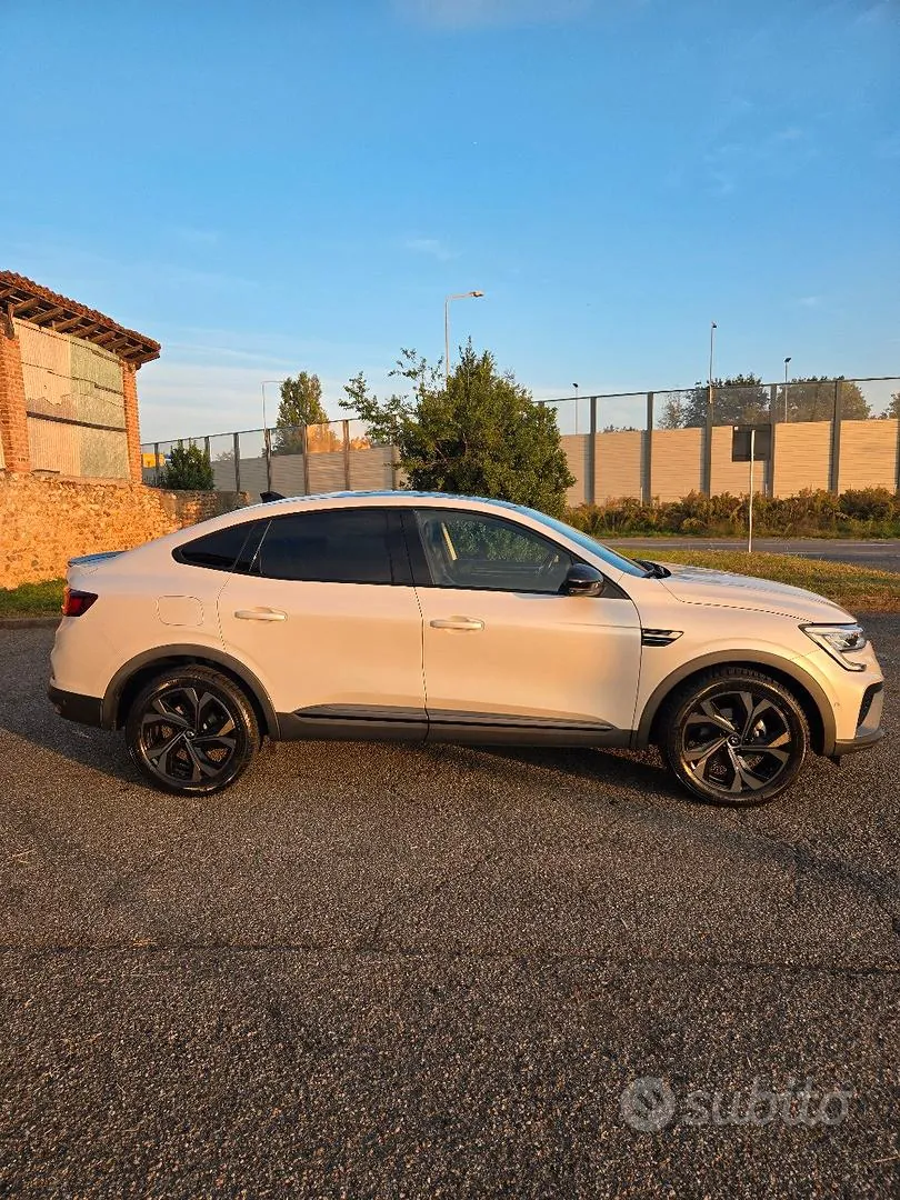 Renault Arkana 2023 photo 4