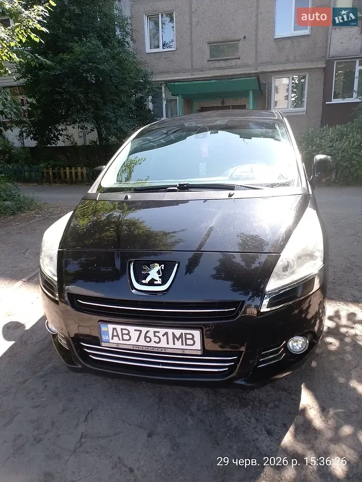 Peugeot 5008 2009 photo 3