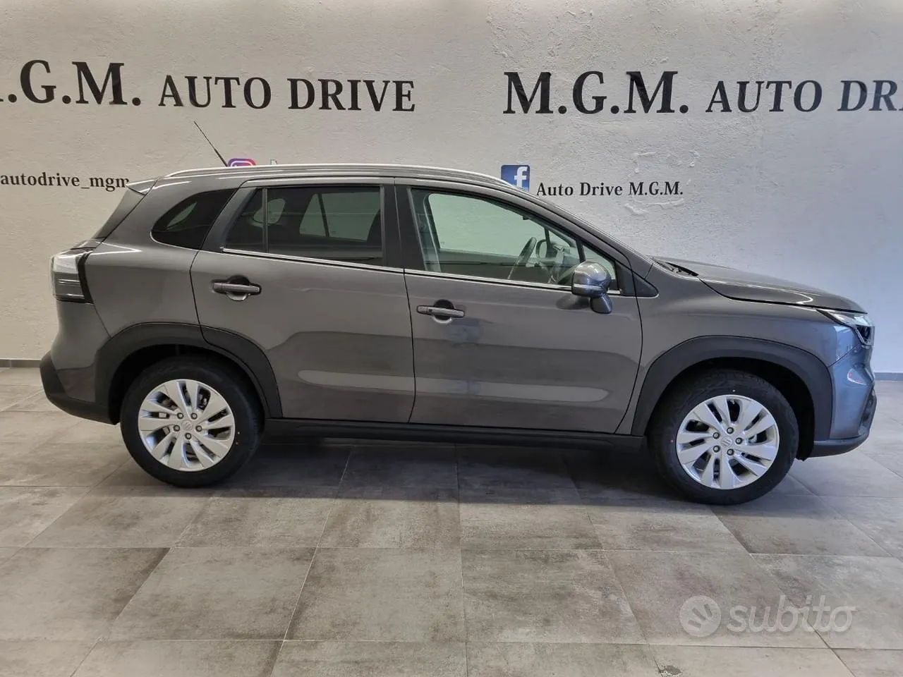 Suzuki S-Cross photo 4
