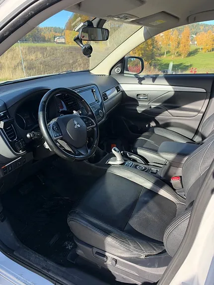 Mitsubishi Outlander 2014 photo 5