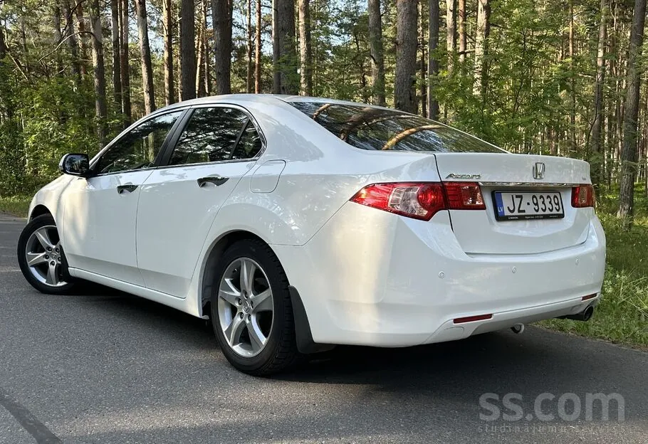 Honda Accord 2015 photo 3