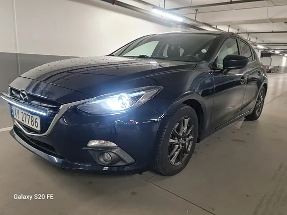 Mazda 3 2015 photo 3
