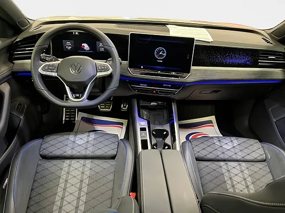 Volkswagen Passat 2026 photo 4
