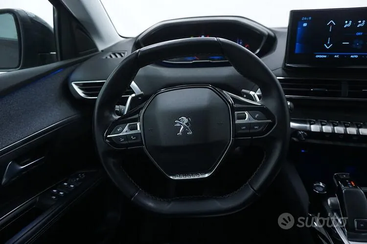 Peugeot 5008 2022 photo 4