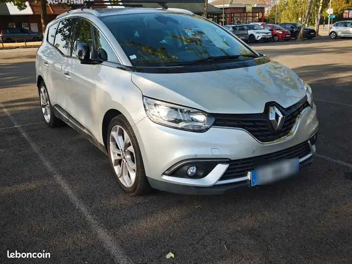 Renault Grand Scenic