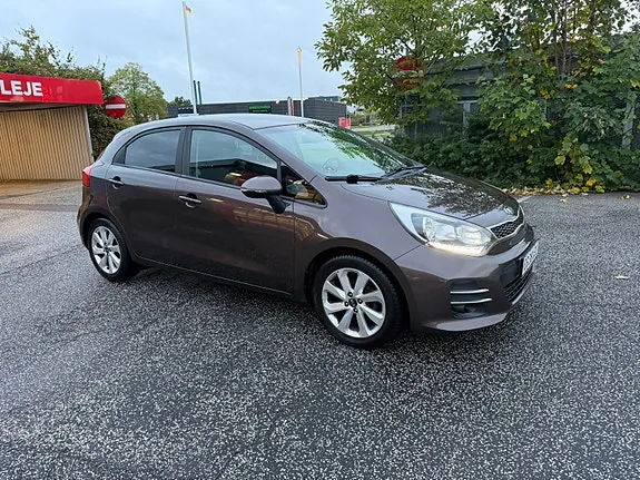 Kia Rio 2016 photo 2