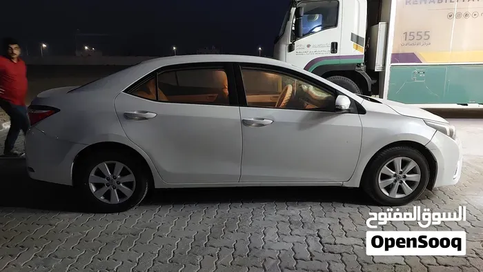 Toyota Corolla 2015 photo 3