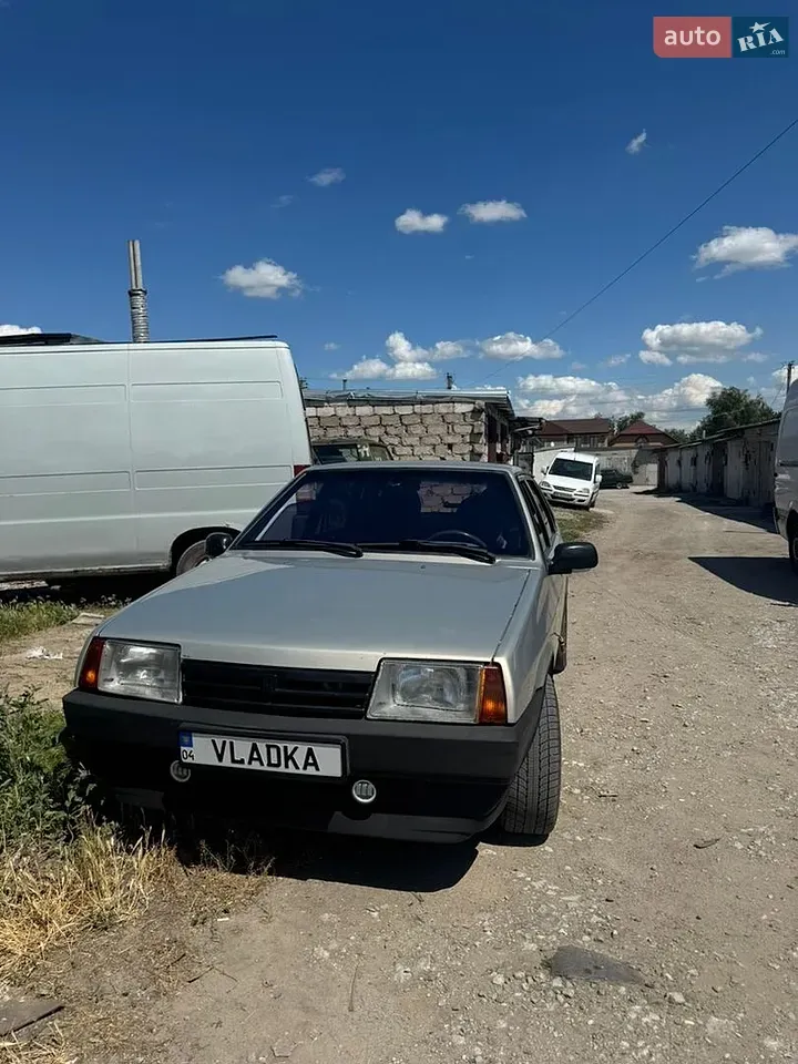Lada 21099