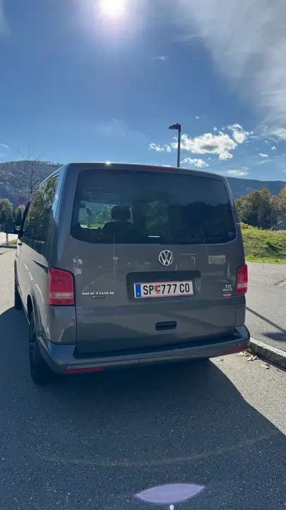 Volkswagen T5 2013 photo 3