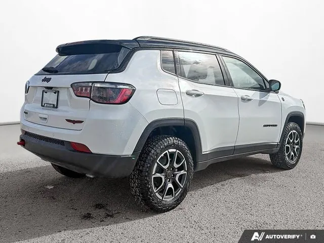 Jeep Compass 2026 photo 4