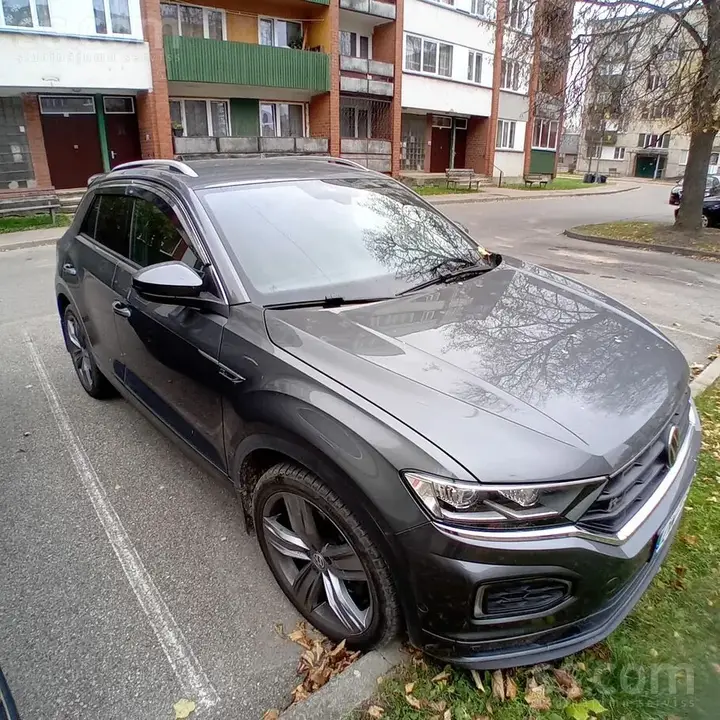 Volkswagen T-Roc 2022 photo 2