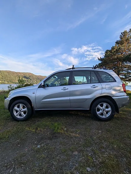 Toyota Rav4 2005 photo 4
