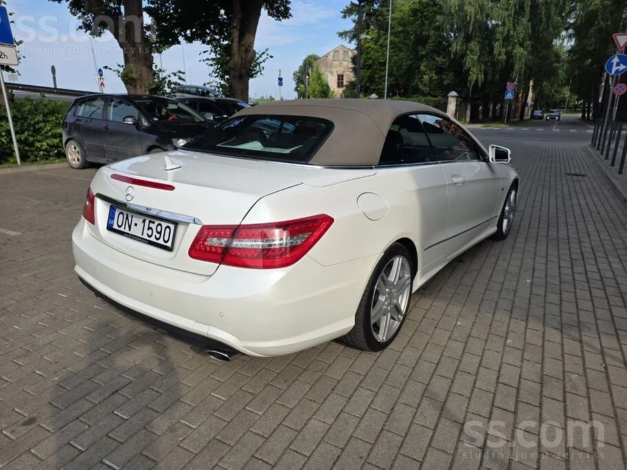 Mercedes-Benz E350 2012 photo 5
